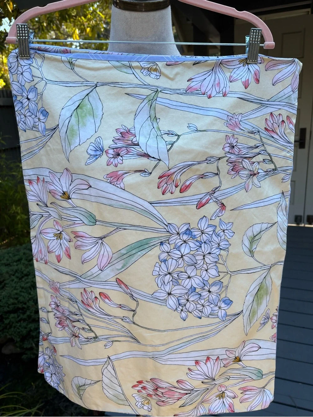 Charter Club Yellow Floral 🌸🌺Set of 2 Cotton Floral Pillow Shams